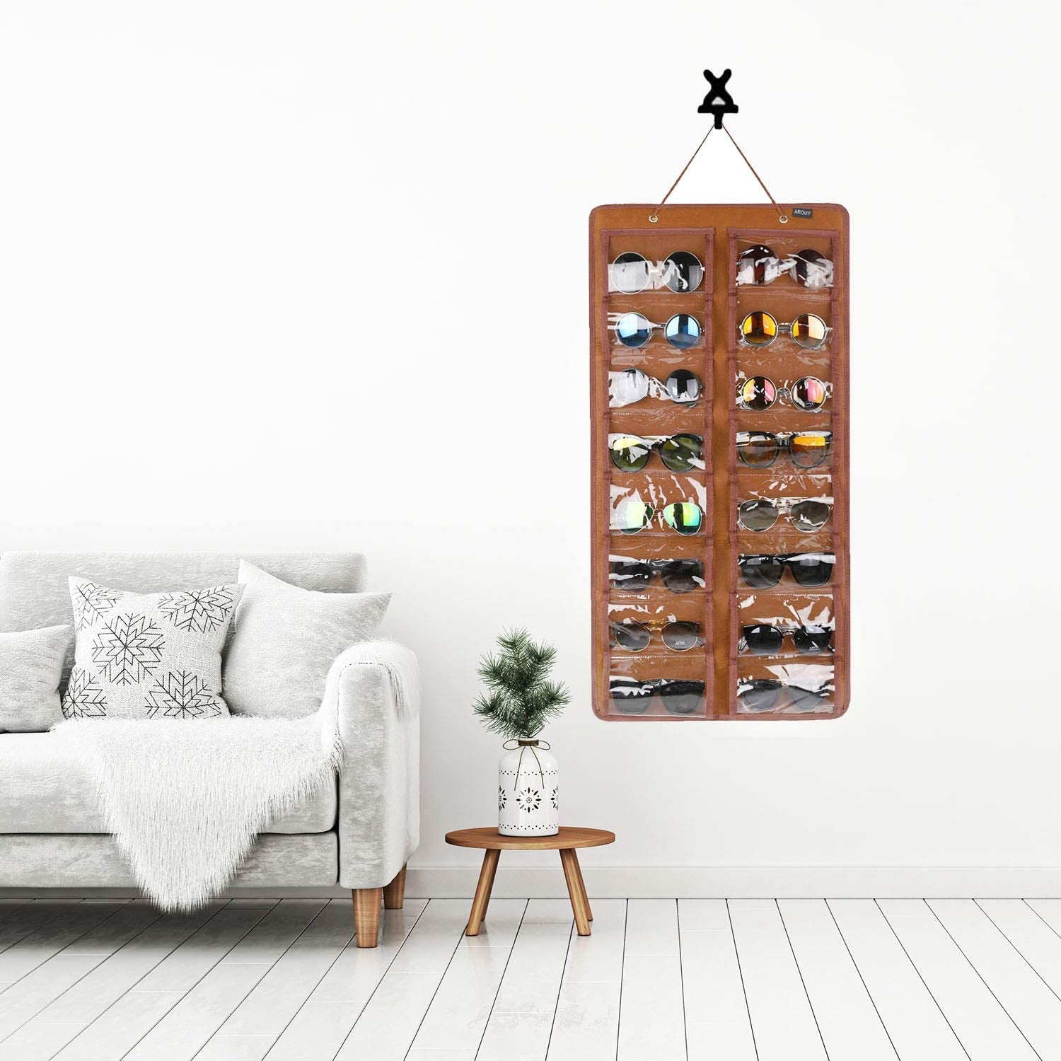 Sunglasses Organizer Storage, Hanging Dust Proof Wall Pocket Glasses Organizer - 16 Felt Slots Sunglass Organizer Holder with Metal Hook and Sturdy Rope (Brown, Dust Proof)